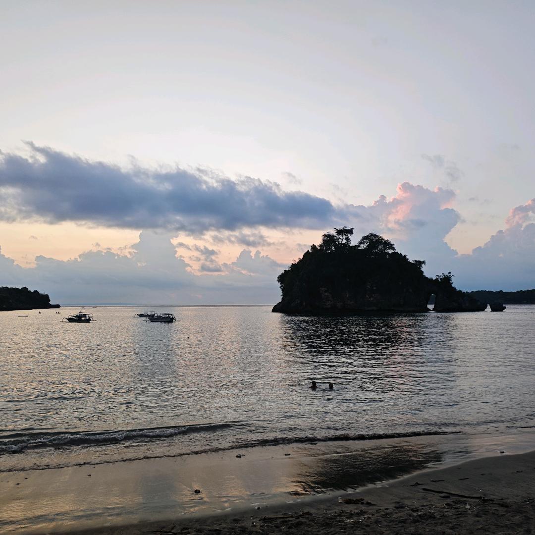 霖夏