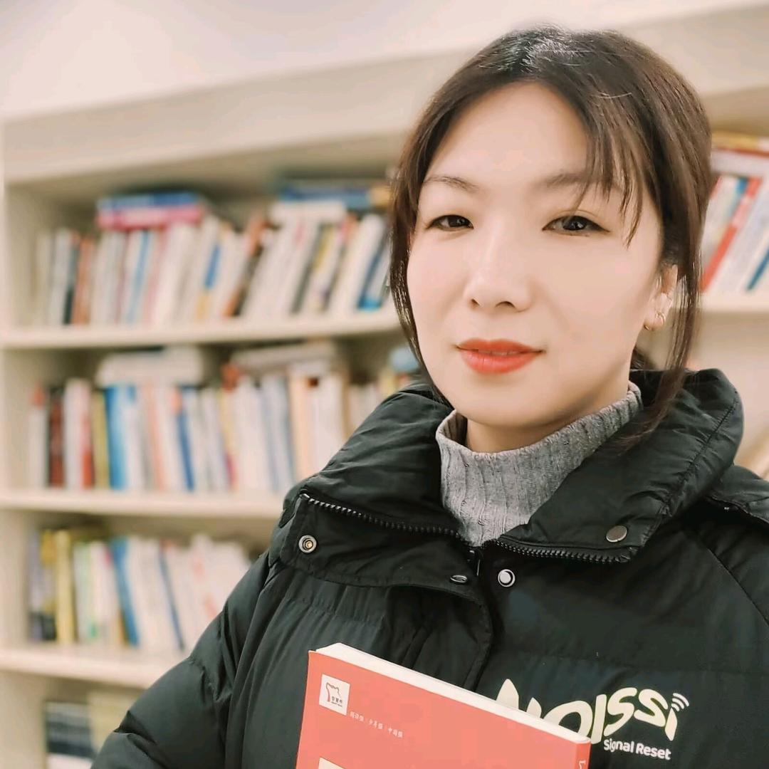 阳光未来 万达 玲