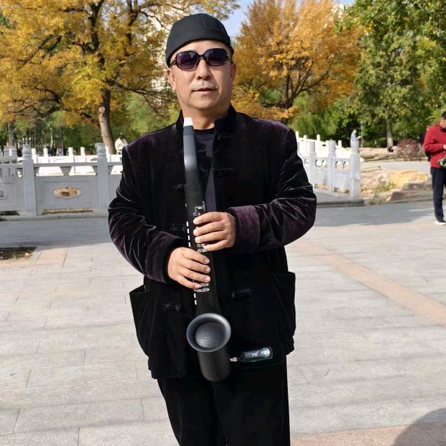 草原钢城李建民