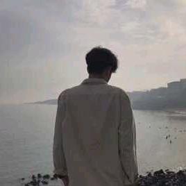 白yc
