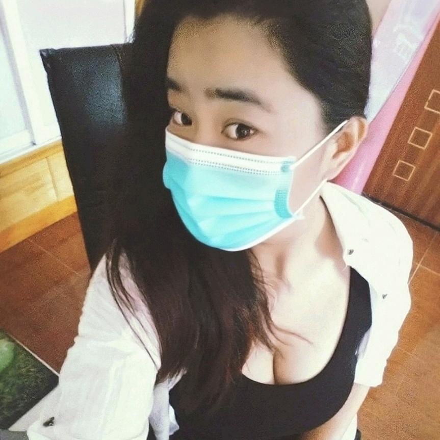口罩姐姐
