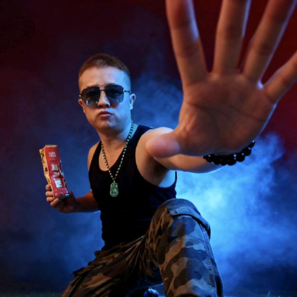 小勇哥（弹弓佬）