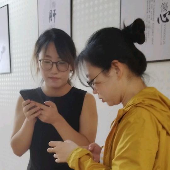 何婧网上预💝约小助手