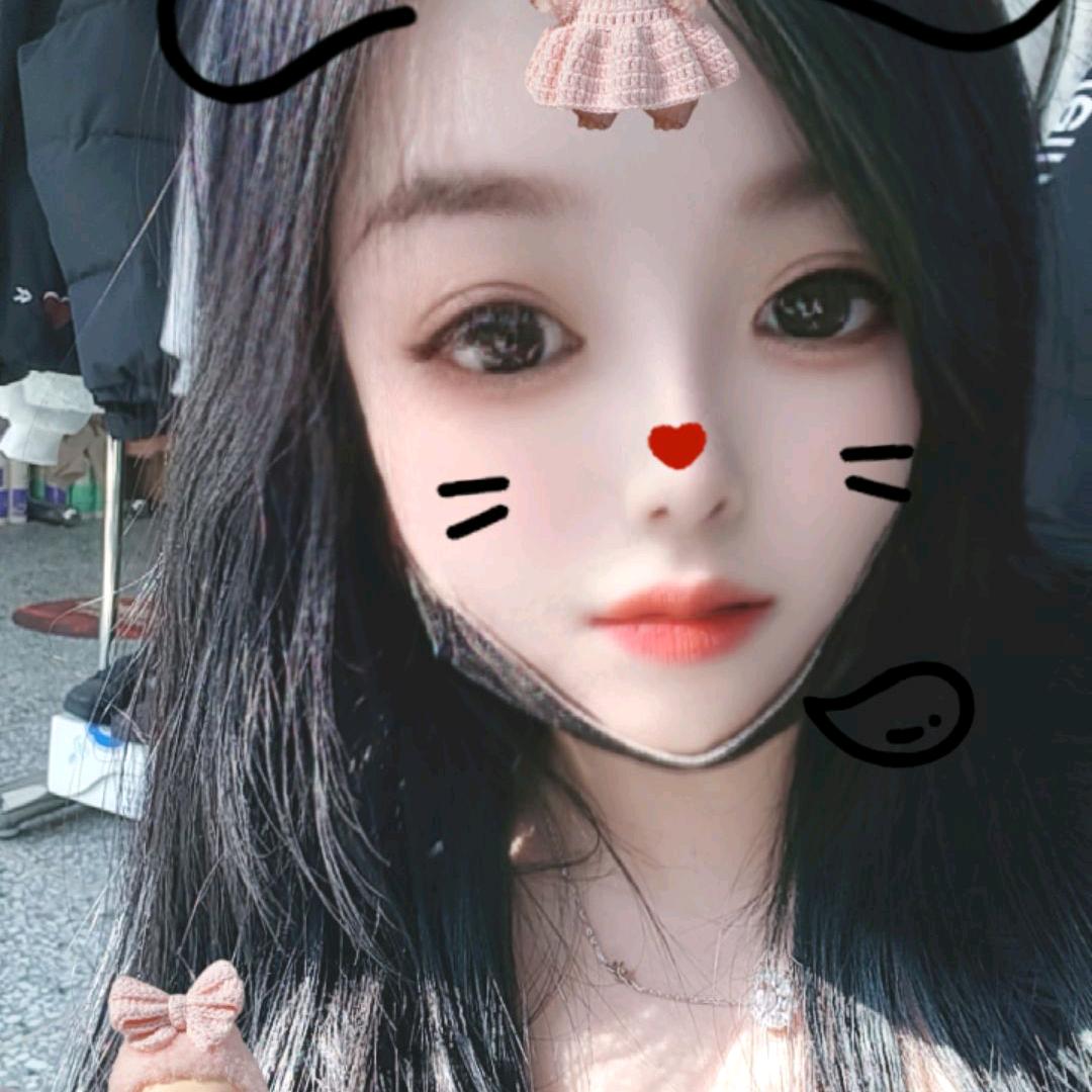 魔鬼天使，轻奢女装，美甲，美睫。