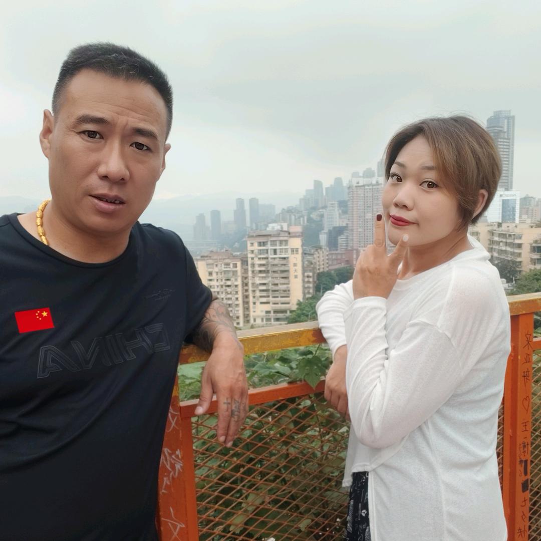 文涵。