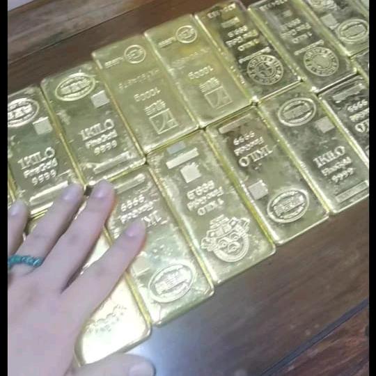 丰辰头像