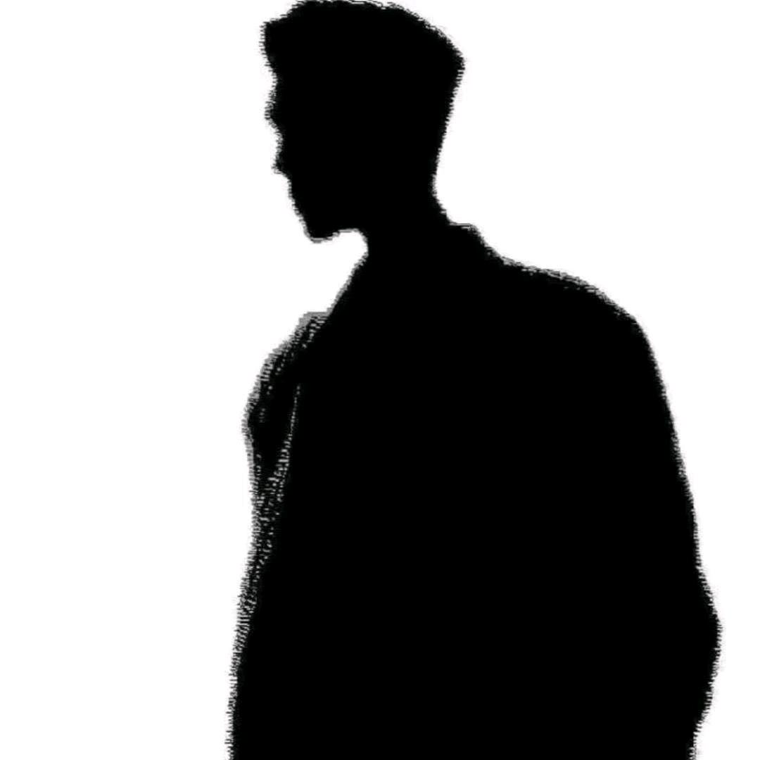 萤火突击杂货铺（收一套自用雷鸣）