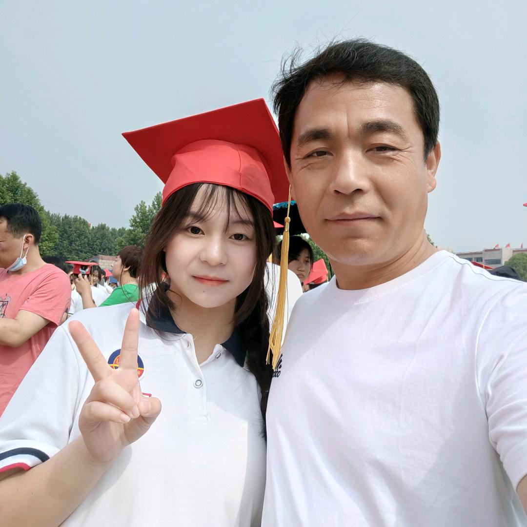 某某某