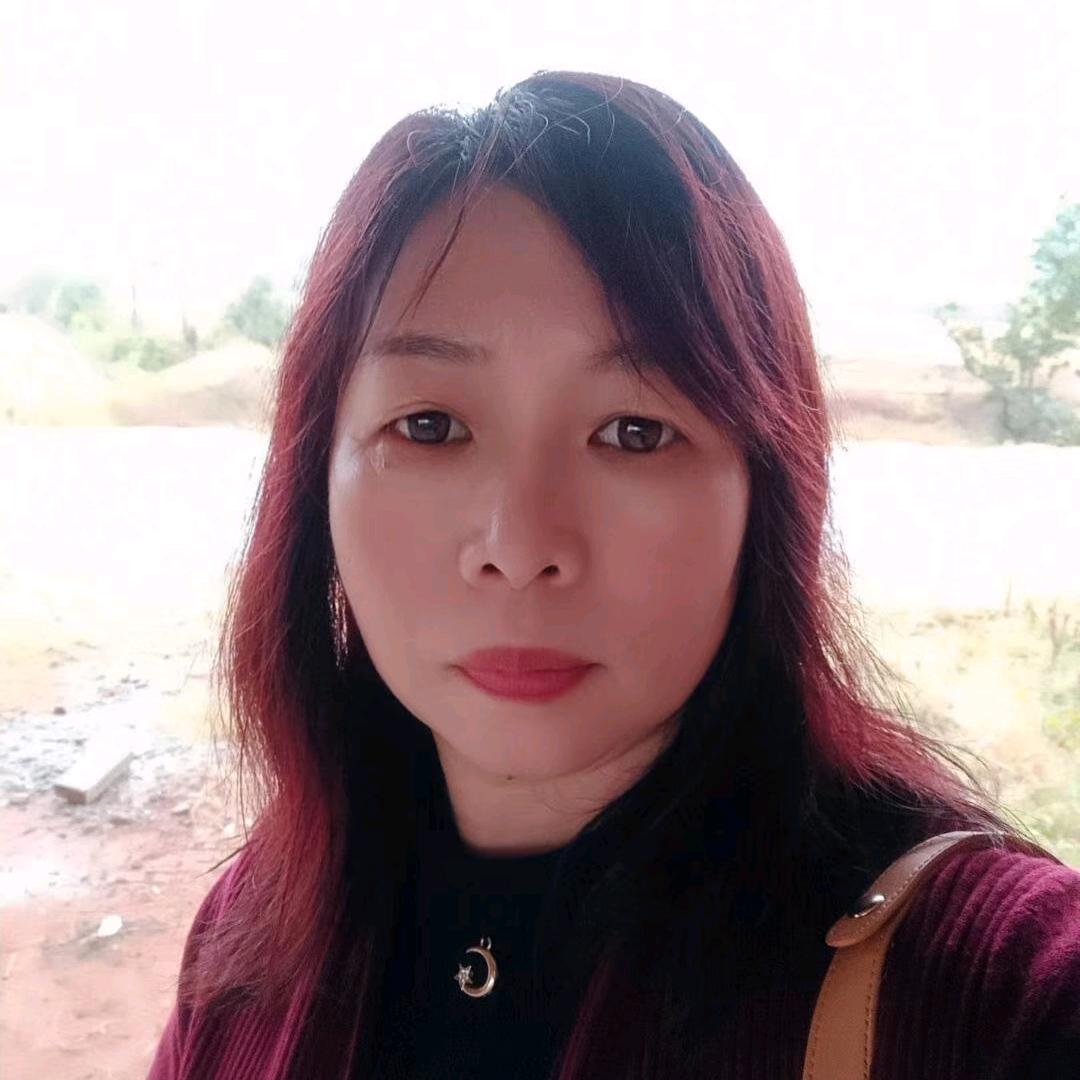 喜欢唱歌的川妹子