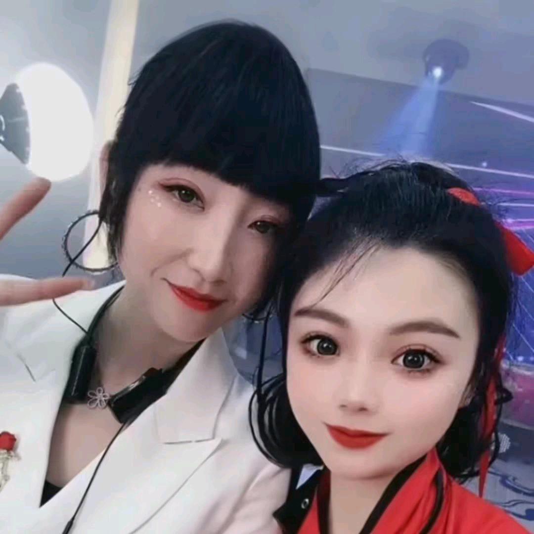 潼潼.一凡.小沫