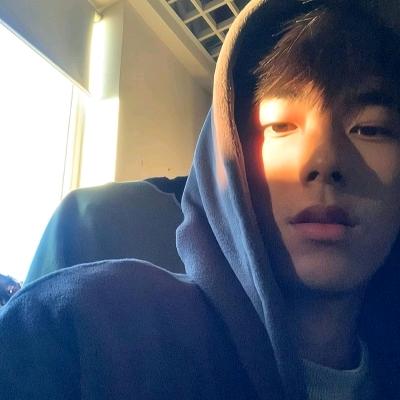 爱打篮球的小美