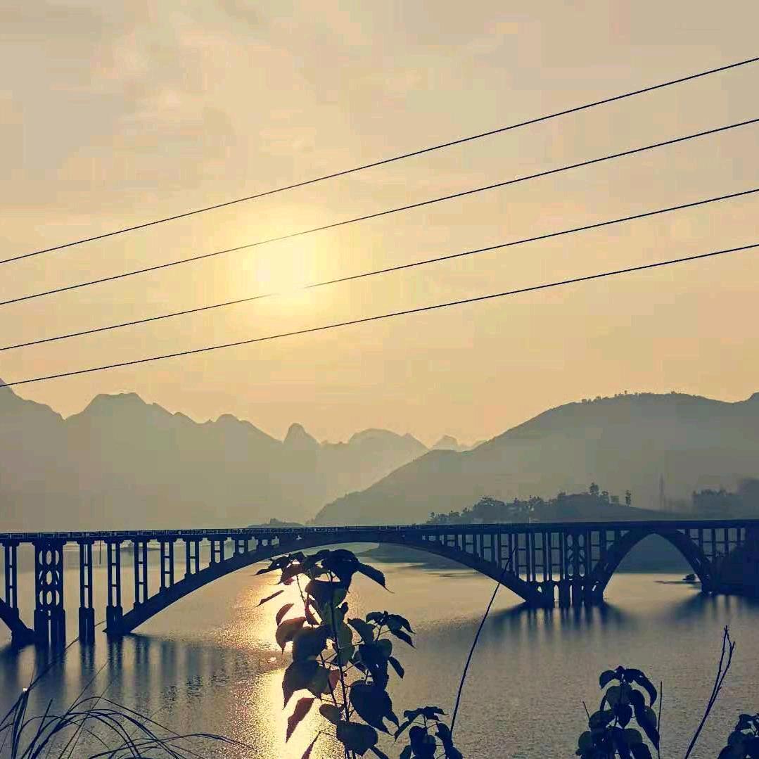 不发脾气只发财
