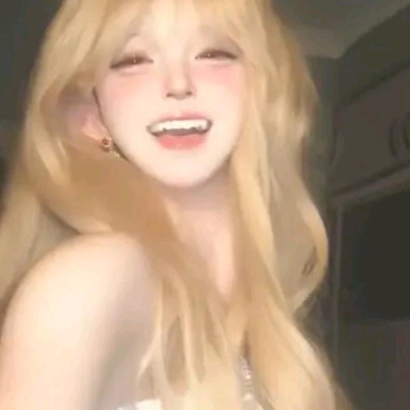 月月．