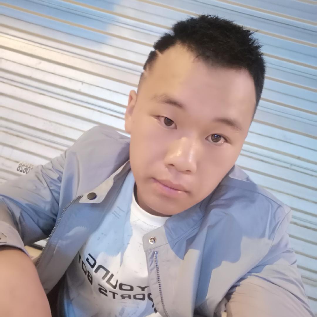小  超