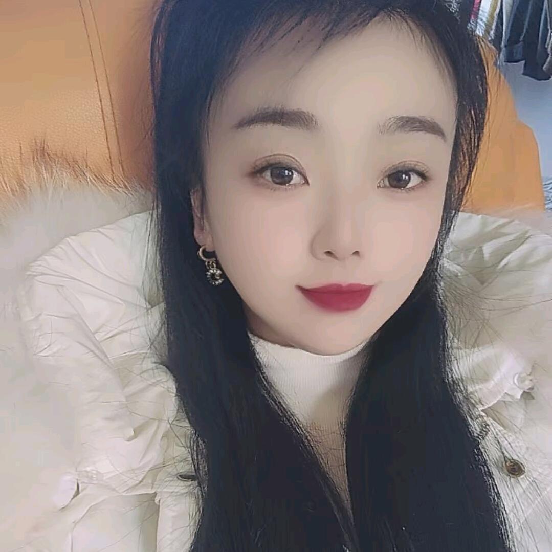 仁里欧衣尚女装《美甲美睫》招学员