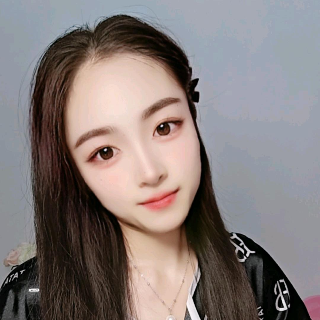 楠楠NN