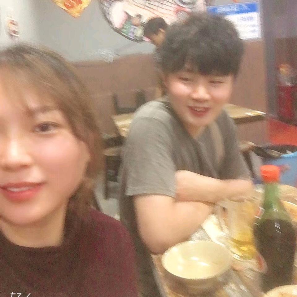 杨二娃和唐茧巴的卿卿日常