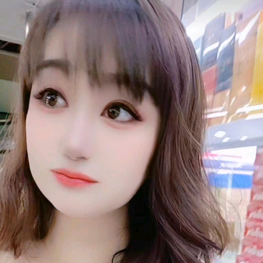 含情脉脉的眼眸