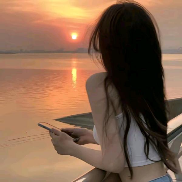 睡不着的泡泡糖：💤