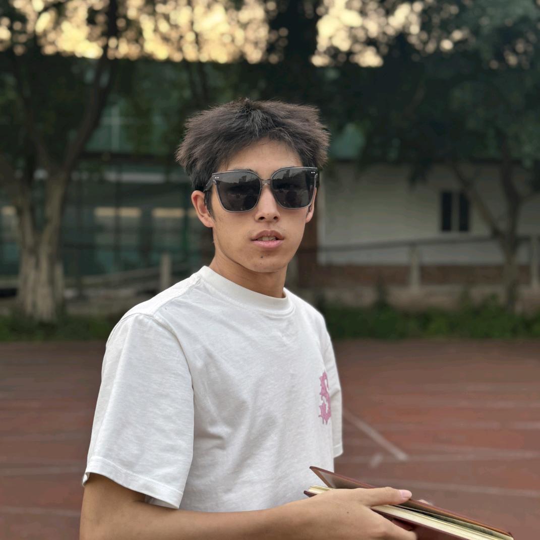 重庆优能体育400米组  张教练