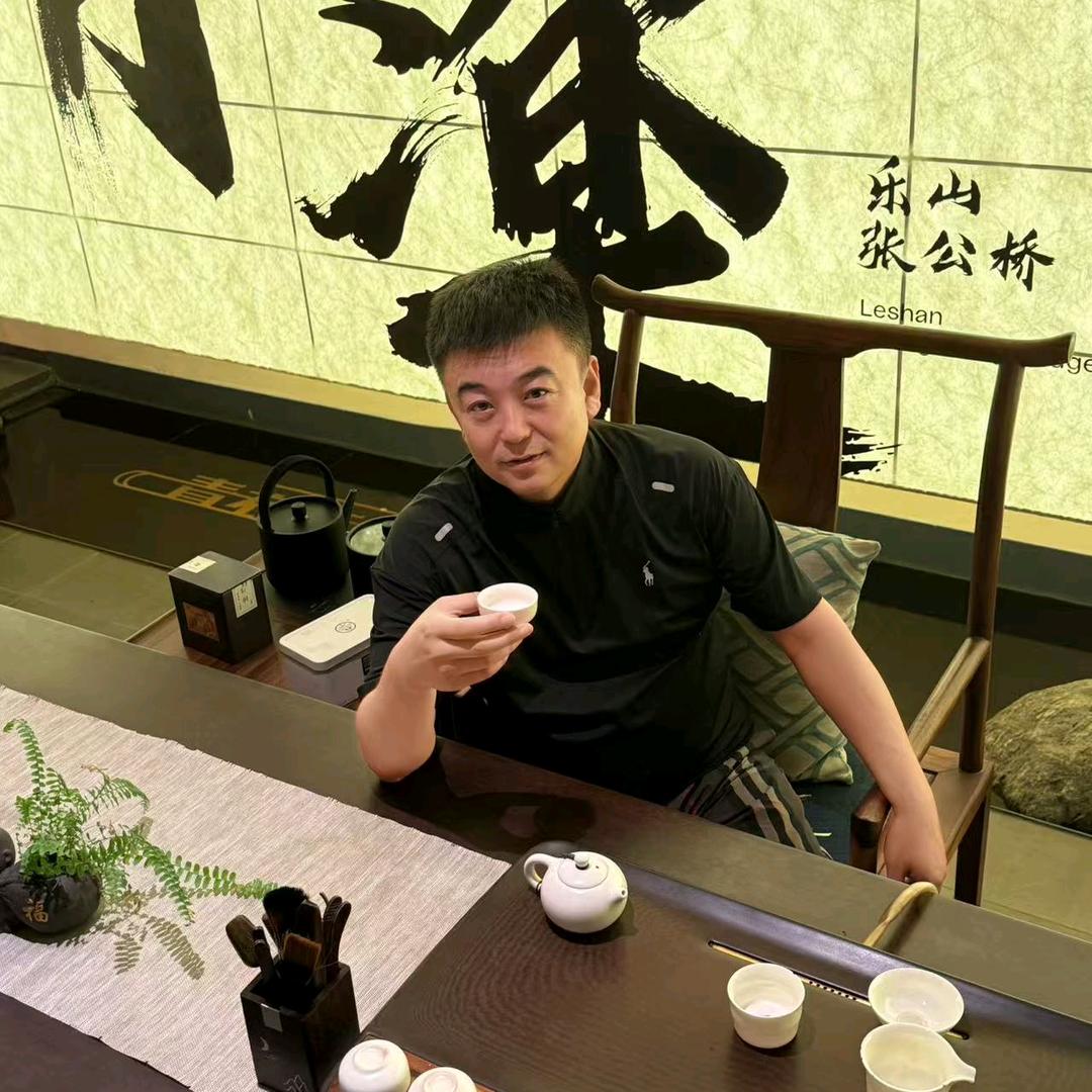 麟先生