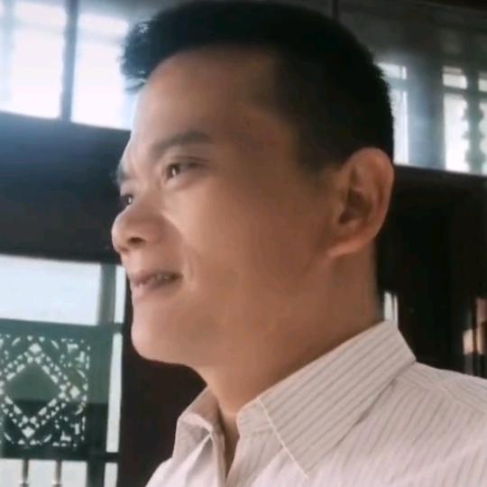 yWM，阳光正义哥