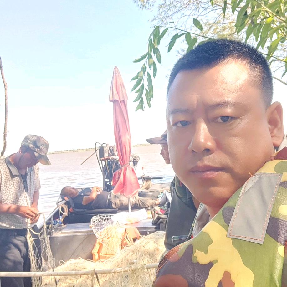丫弟（盘锦河蟹）