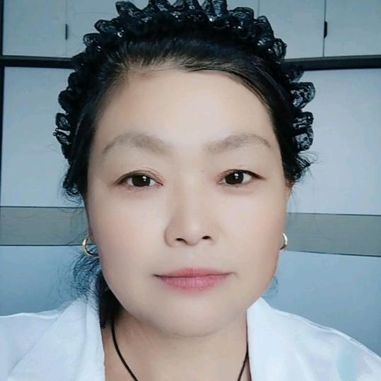 兰三姐晚上6:30开播。