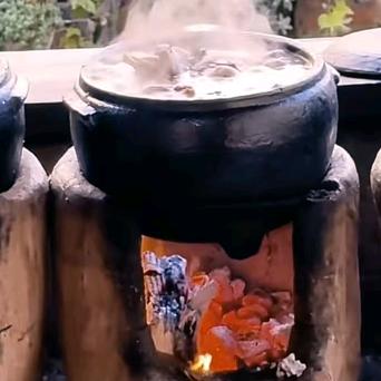 孙家泥炉炖鸡