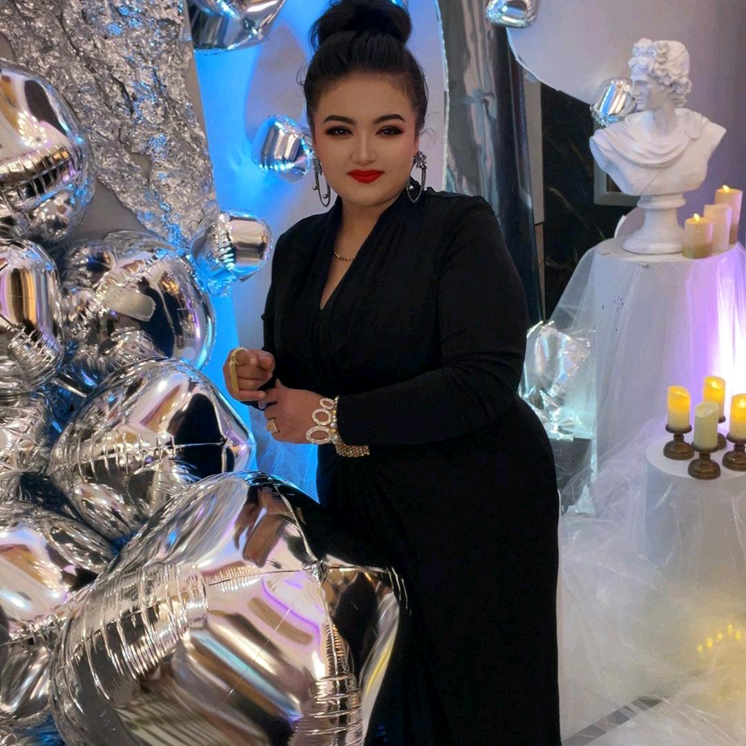 @Rizwangul 主持人