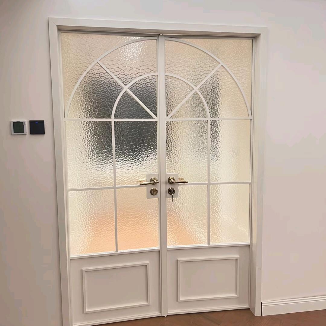 银川卖门的小孟