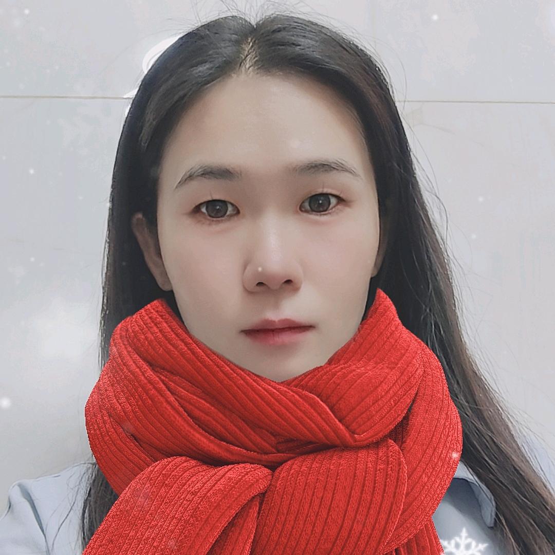 卖香料的姐妹花🌸姐姐