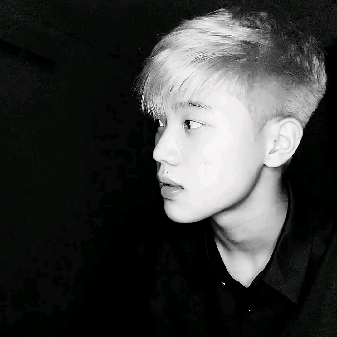 不是少爷