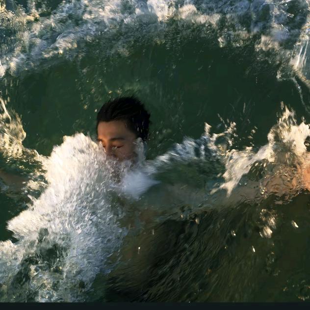 凌晨五点起来喝可乐