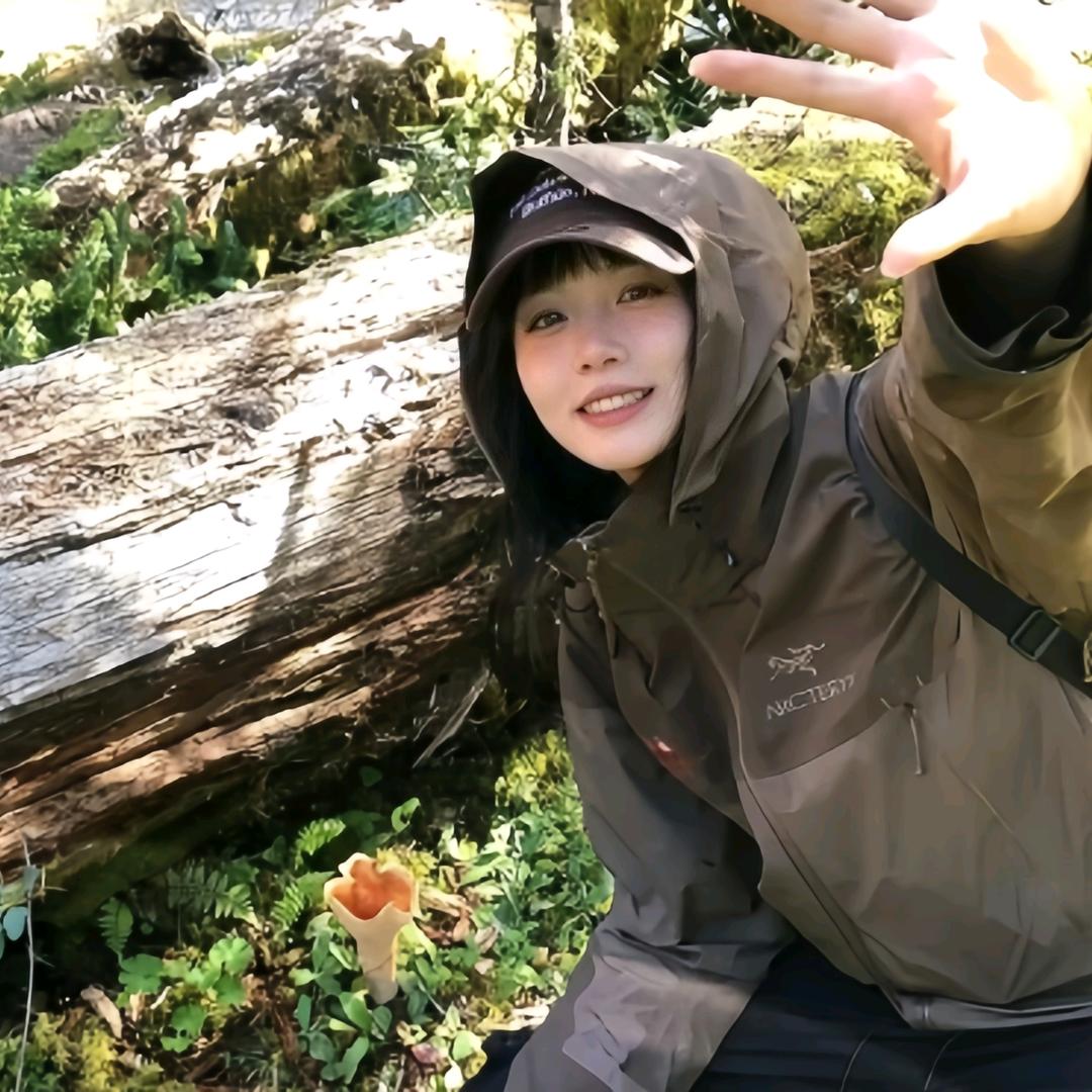 不爱吃香菜´◡`