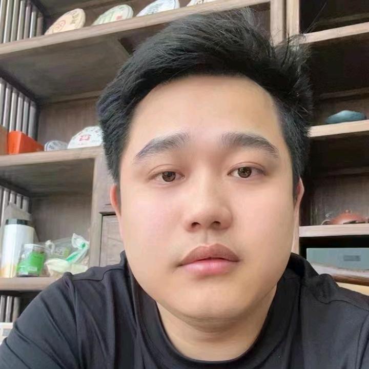 潘权（鞋服选品）