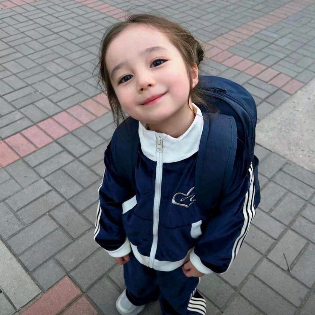 歪歪.