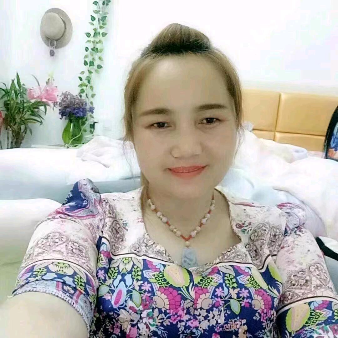 四个孙孙奶奶