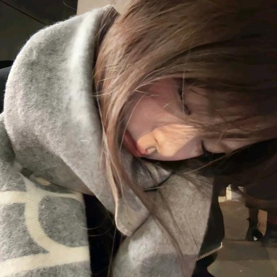 边白吖