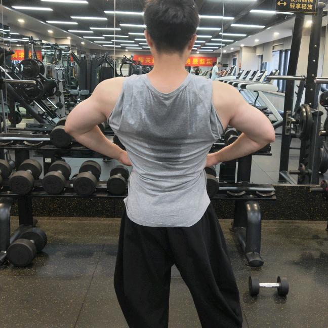 尘世有个人他叫周必成