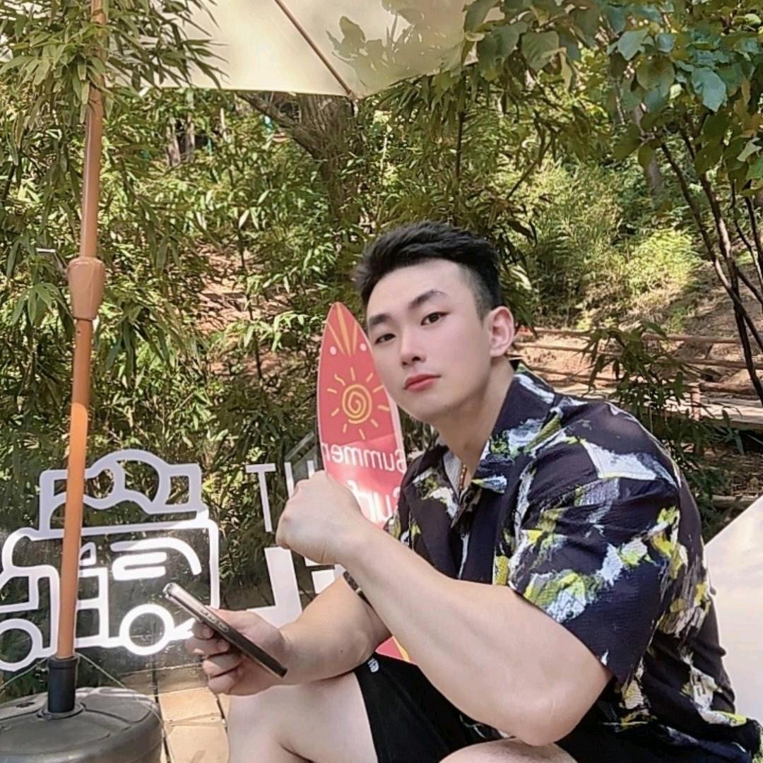 爱健身的毛毛