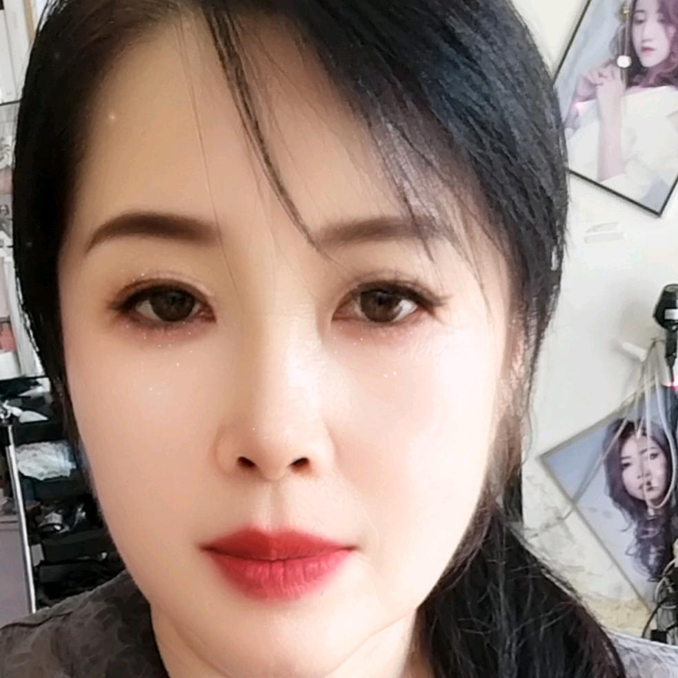 鑫艺轩烫染造型