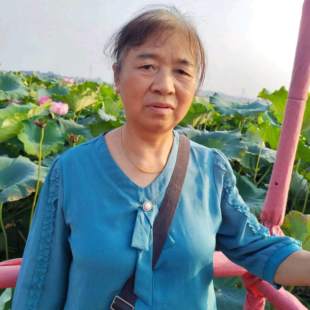 李兰.