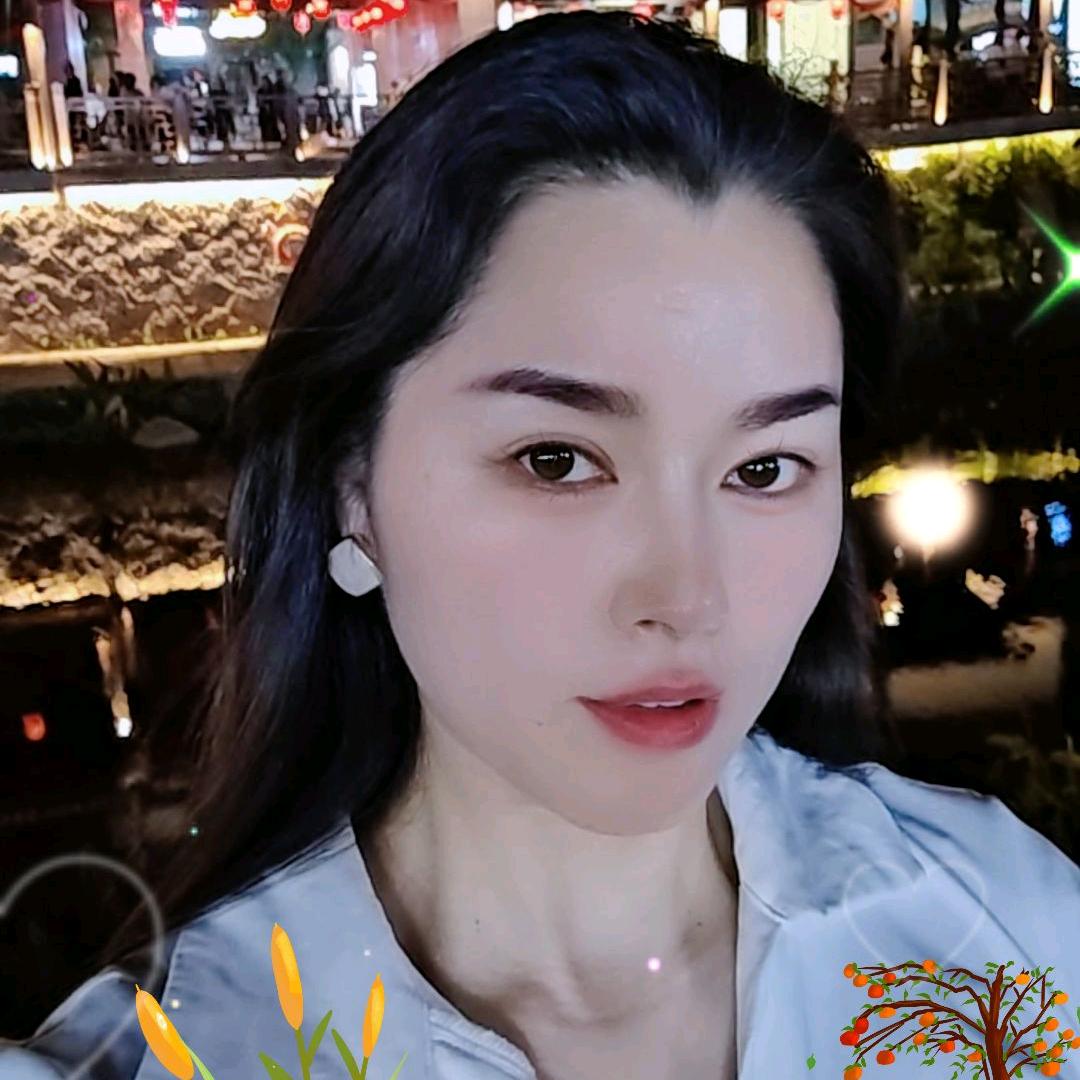 快乐的中年少女