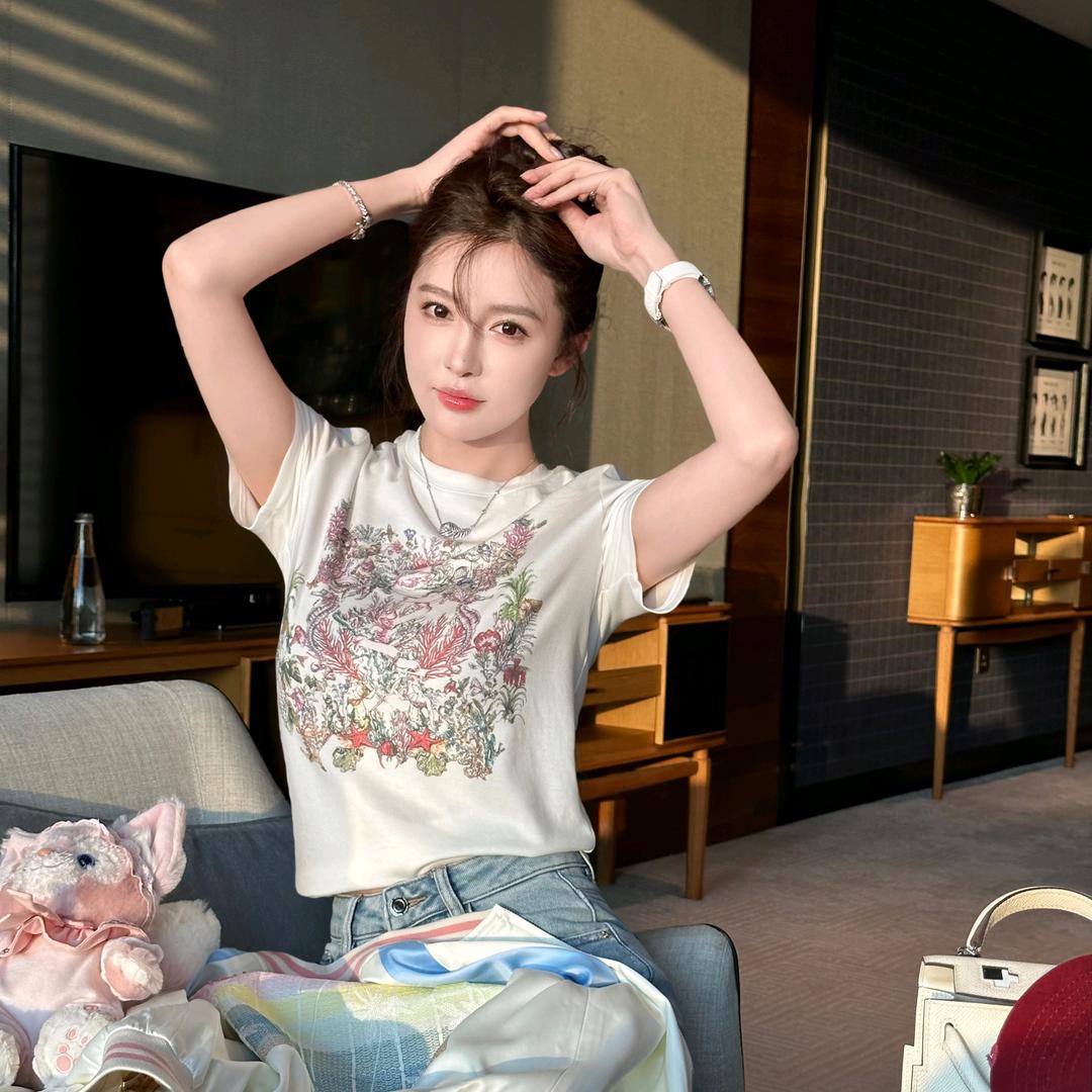 田娇baby私服穿搭