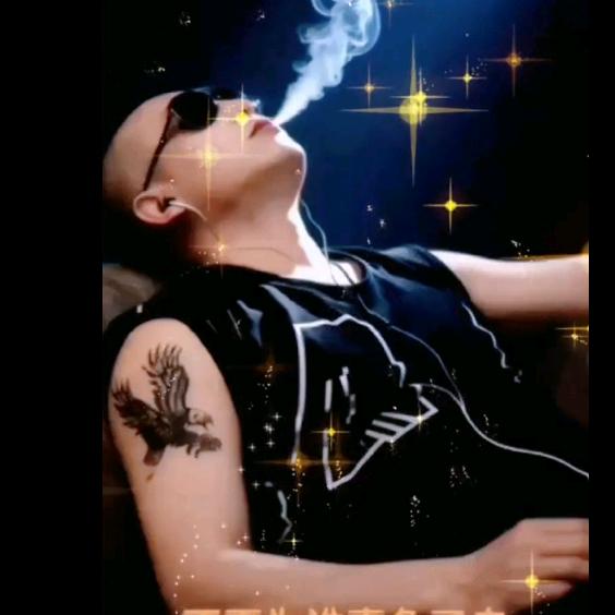 龍大大，摇滚音乐🎸🎸