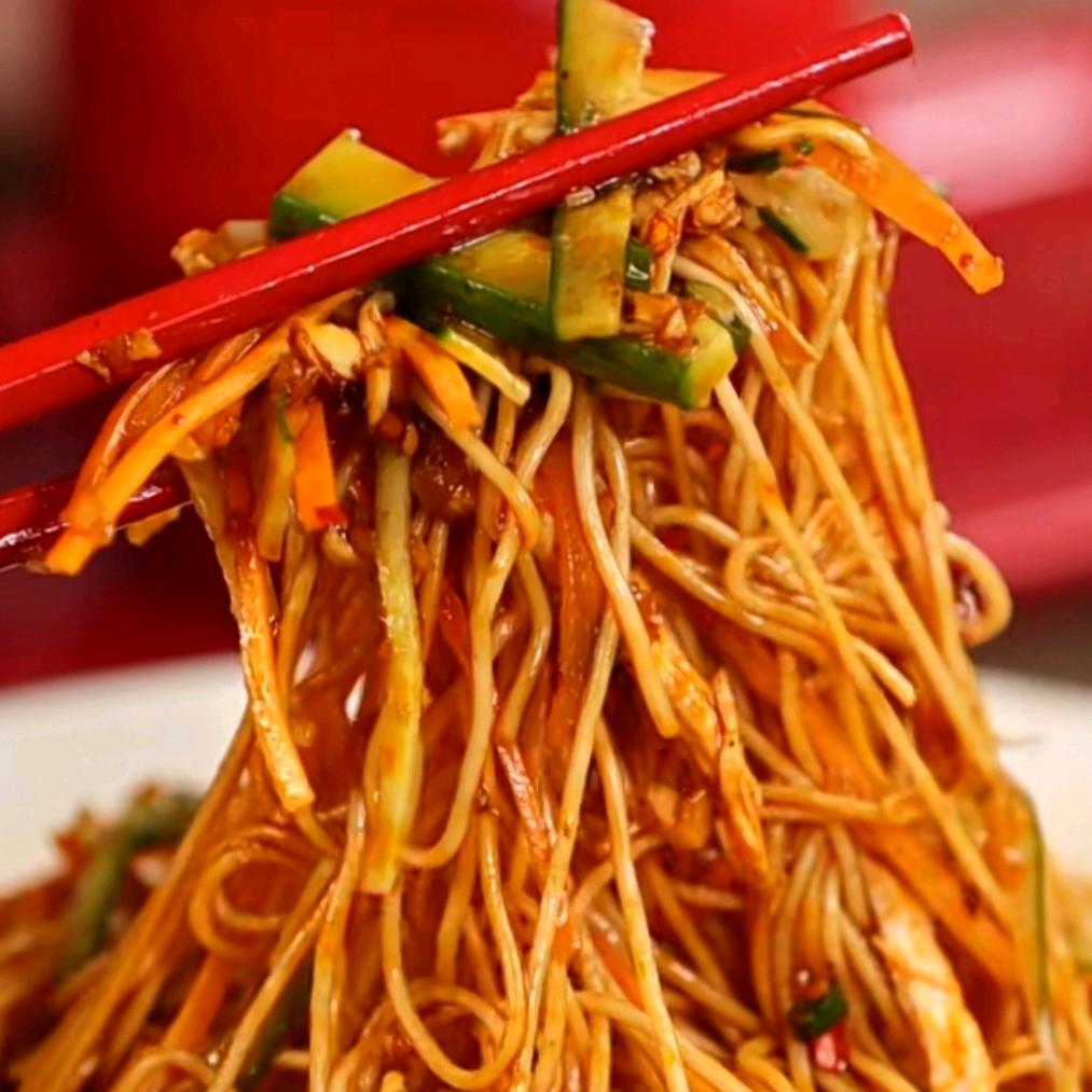 锅包肉  💣炸串夹饼（拌）