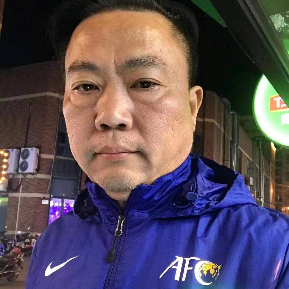 季哥（龙之队）