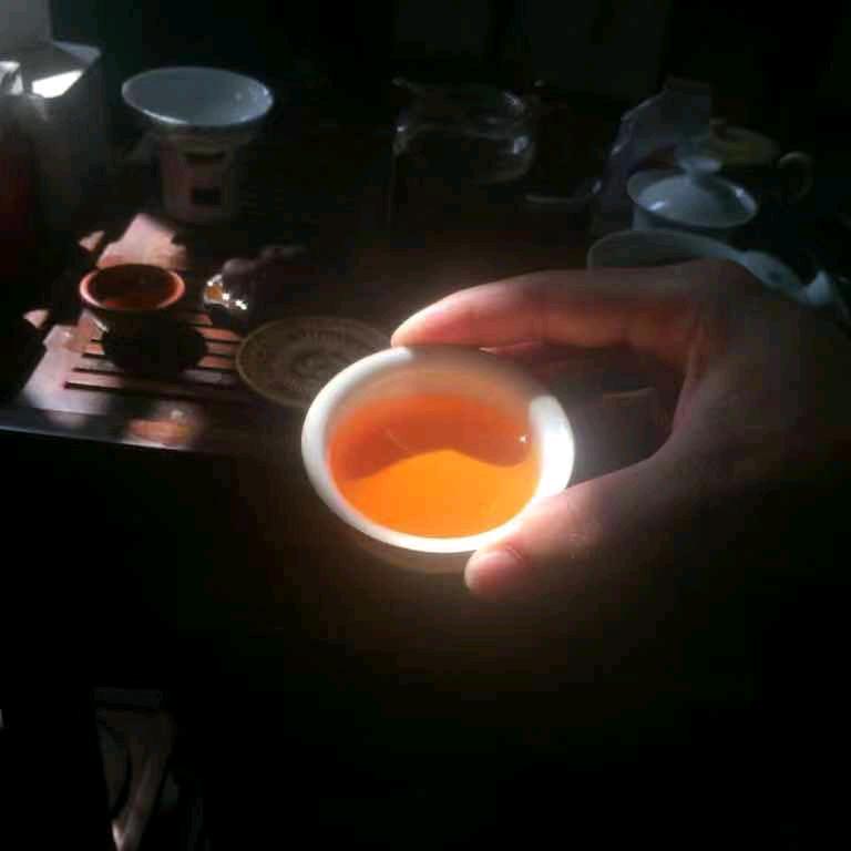 陳~茶半盏