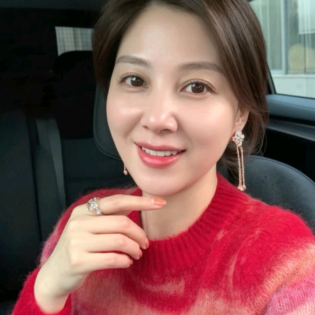 4灿灿百货零售超市